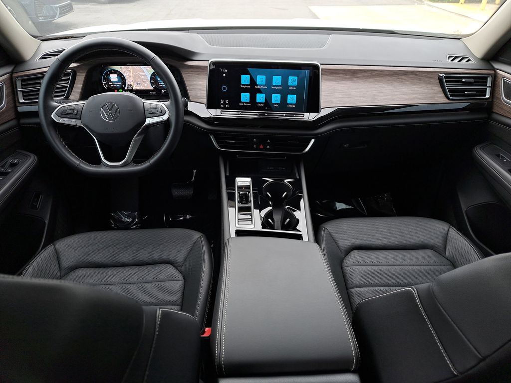 2025 Volkswagen Atlas SEL - Photo 16