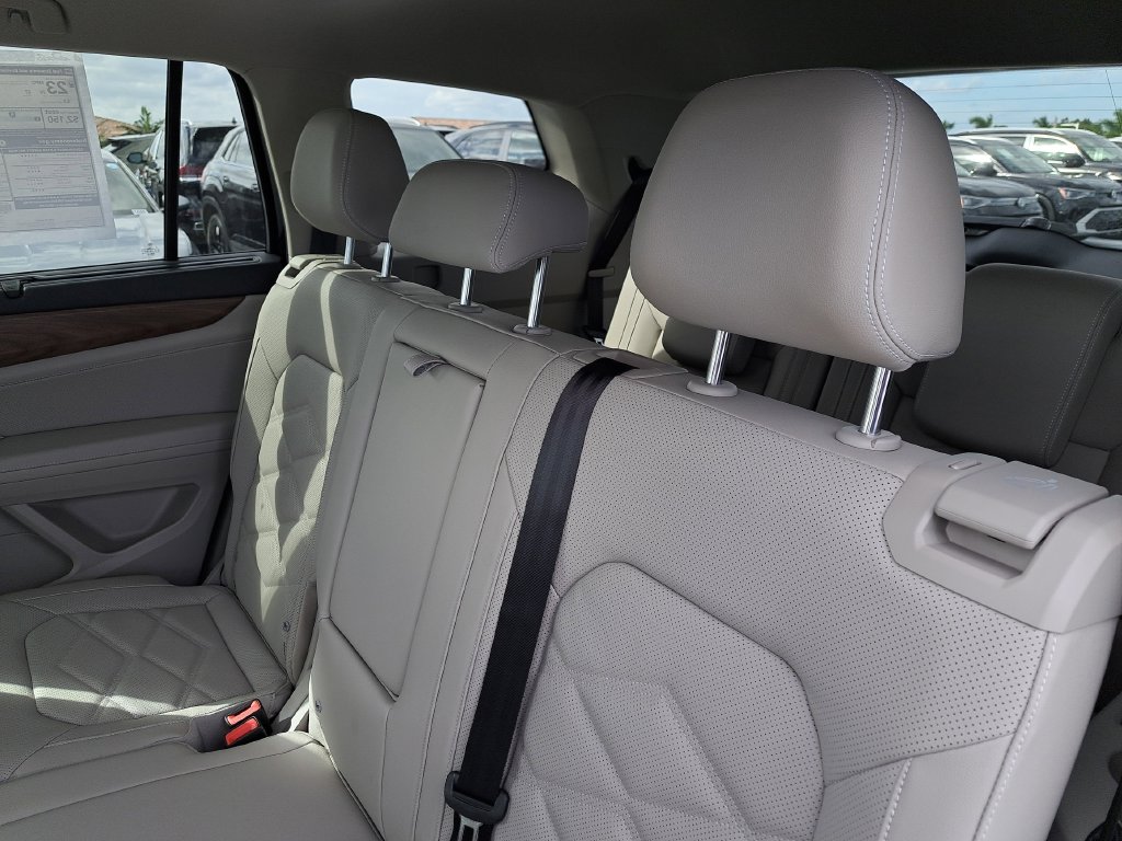 2026 Volkswagen Atlas SE w/Tech - Photo 11