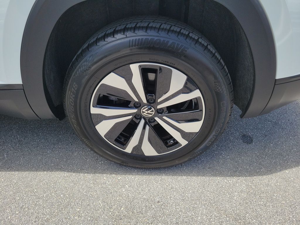 2024 Volkswagen Atlas Cross Sport SE - Photo 7