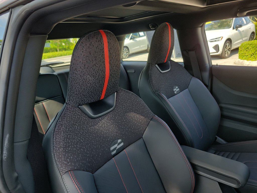 2025 MINI Hardtop 2 Door John Cooper Works - Photo 29