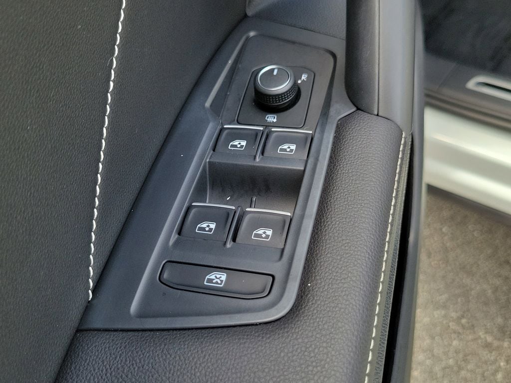 2023 Volkswagen Tiguan SE R-LINE BLACK - Photo 17