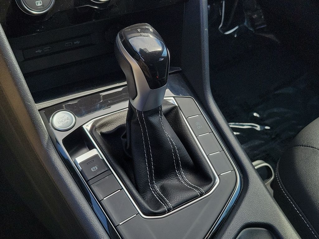 2024 Volkswagen Taos SE - Photo 31