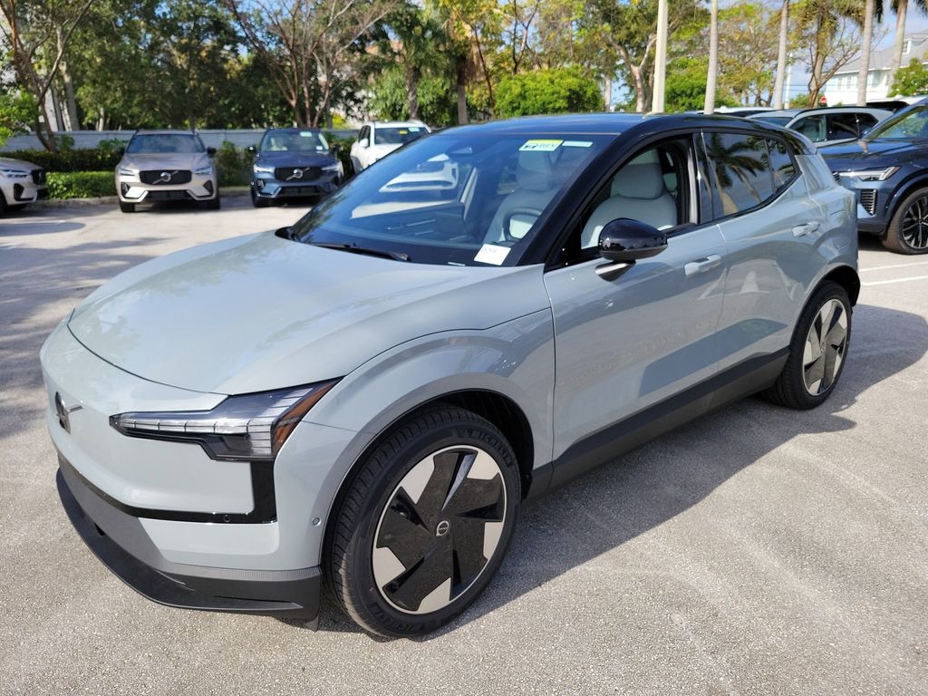 New 2026 Volvo EX30 Twin Motor Ultra SUV