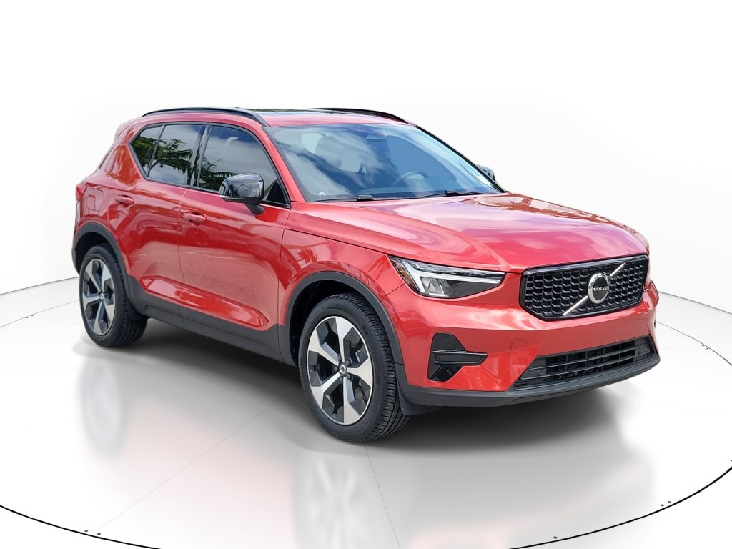 2024 Volvo XC40