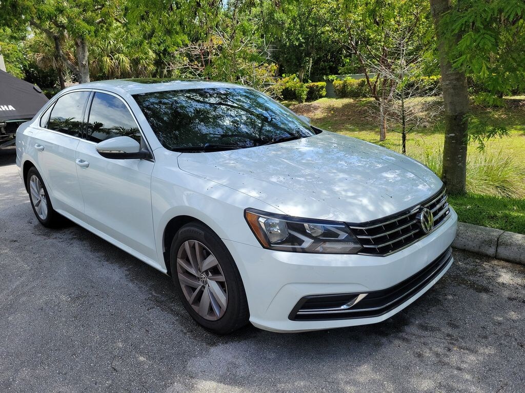 Used 2018 Volkswagen Passat 2.0T SE Sedan