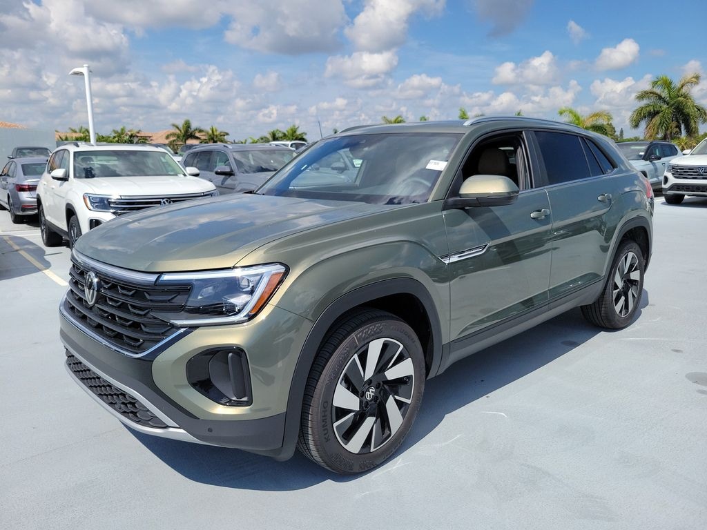 New 2025 Volkswagen Taos 1.5T S SUV