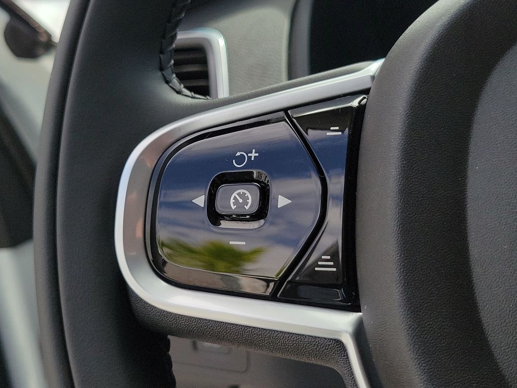 2019 Volvo XC90 Momentum - Photo 23
