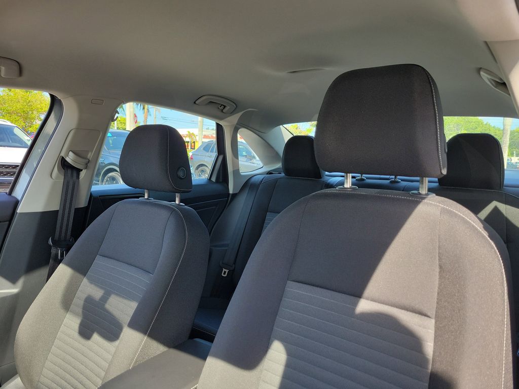 2023 Volkswagen Jetta S - Photo 19