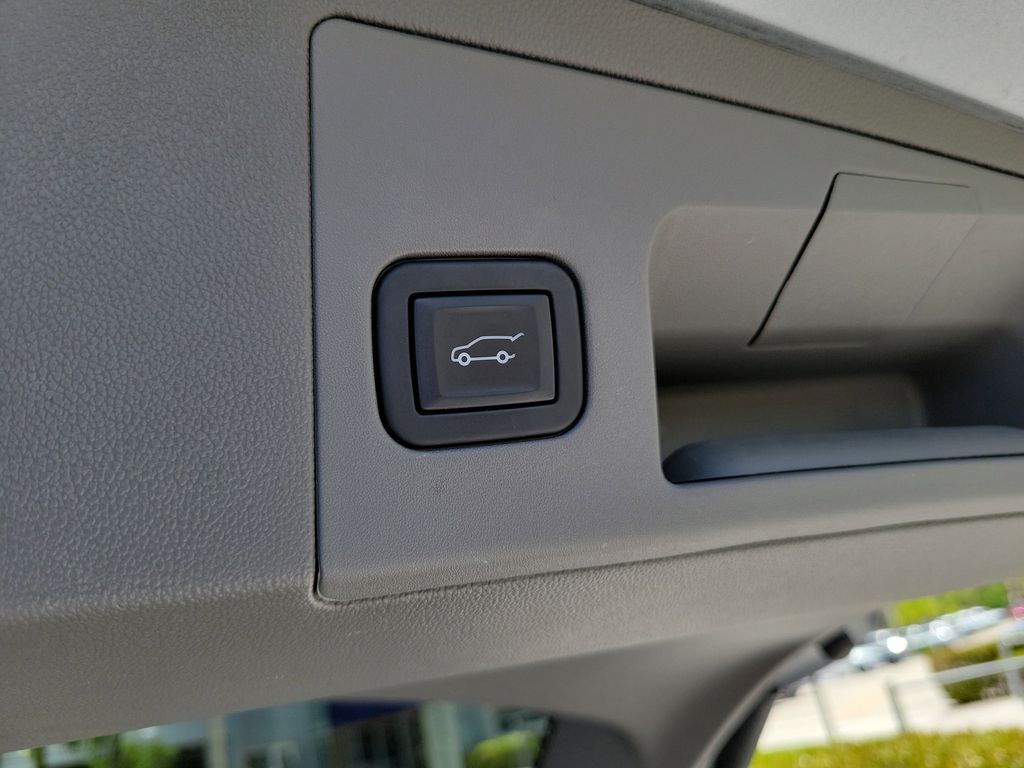 2024 Cadillac XT5 Premium Luxury - Photo 8