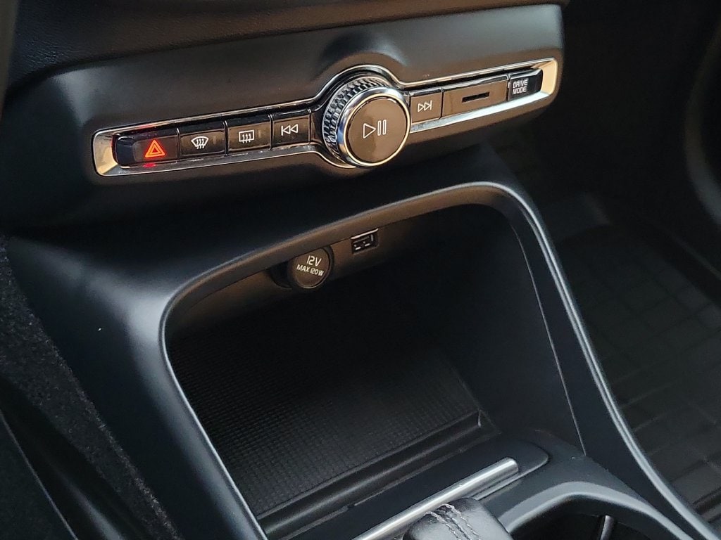 2019 Volvo XC40 Momentum - Photo 30