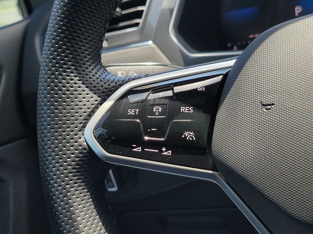 2023 Volkswagen Tiguan SE R-LINE BLACK - Photo 24