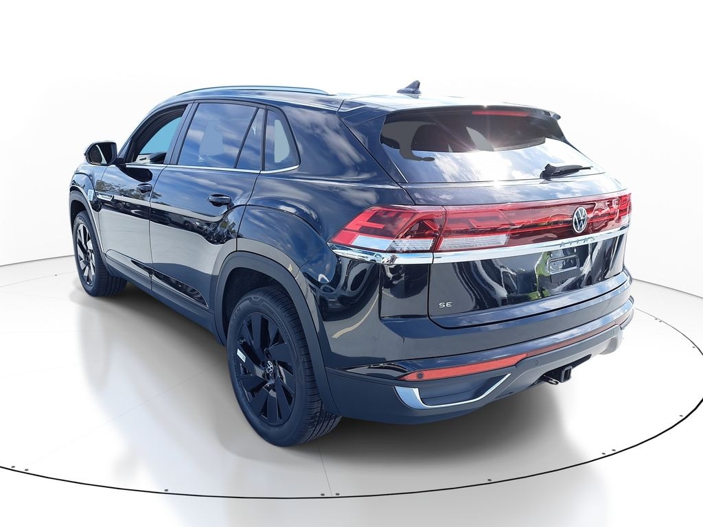 New 2026 Volkswagen Atlas Cross Sport 2.0T SE w/Technology SUV