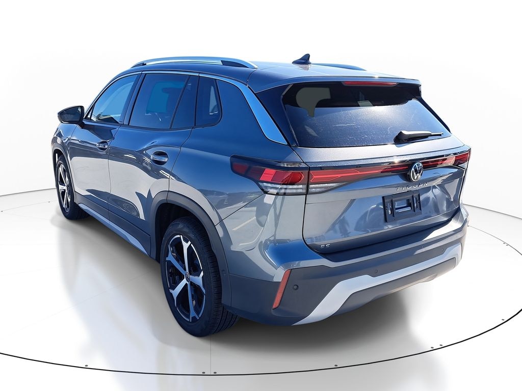 New 2026 Volkswagen Tiguan 2.0T SE SUV