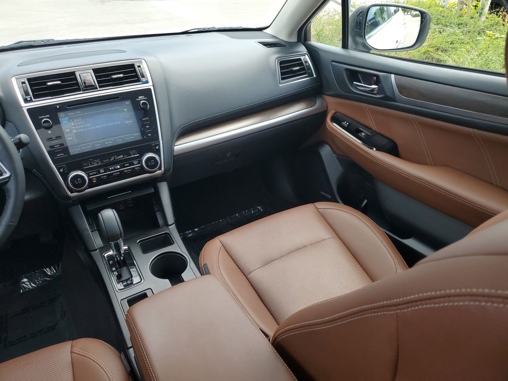 2018 Subaru Outback Touring - Photo 18