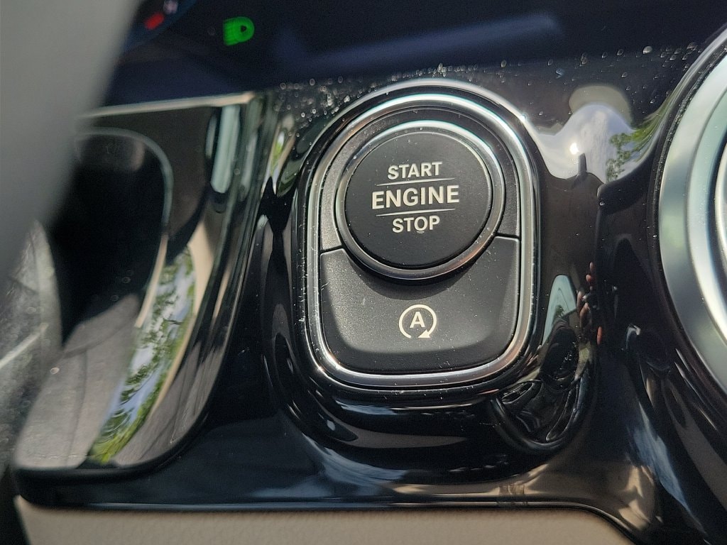 2023 Mercedes-Benz GLA Base - Photo 31