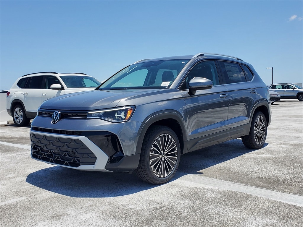 New 2025 Volkswagen Taos 1.5T SE SUV
