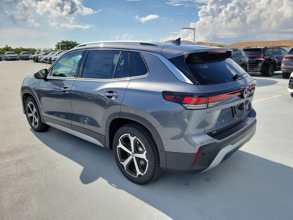 New 2026 Volkswagen Tiguan SE SUV