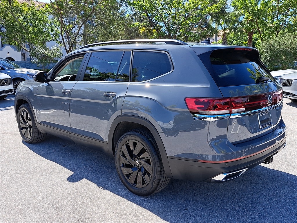 New 2025 Volkswagen Atlas 2.0T SE w/Technology SUV