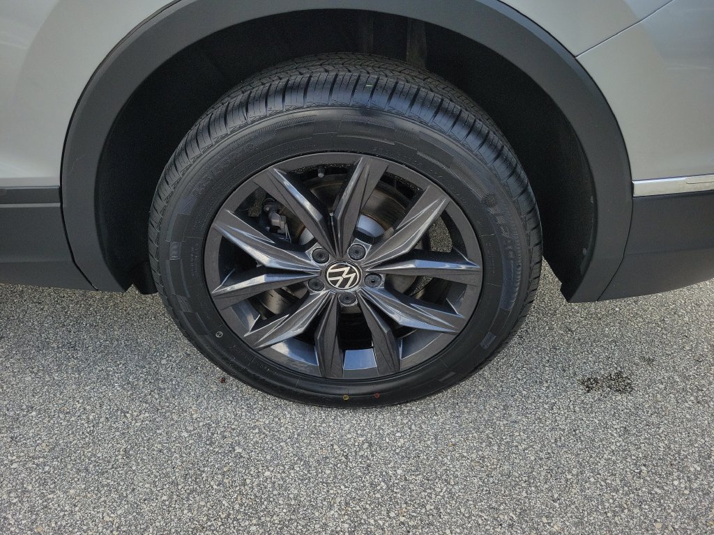2024 Volkswagen Tiguan SE - Photo 9