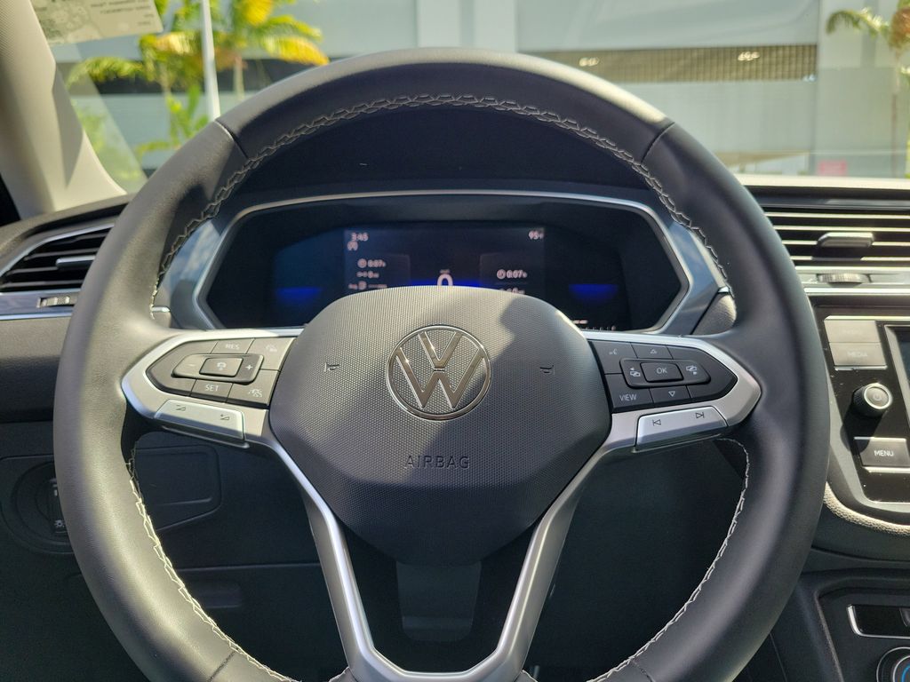 2023 Volkswagen Tiguan S - Photo 22