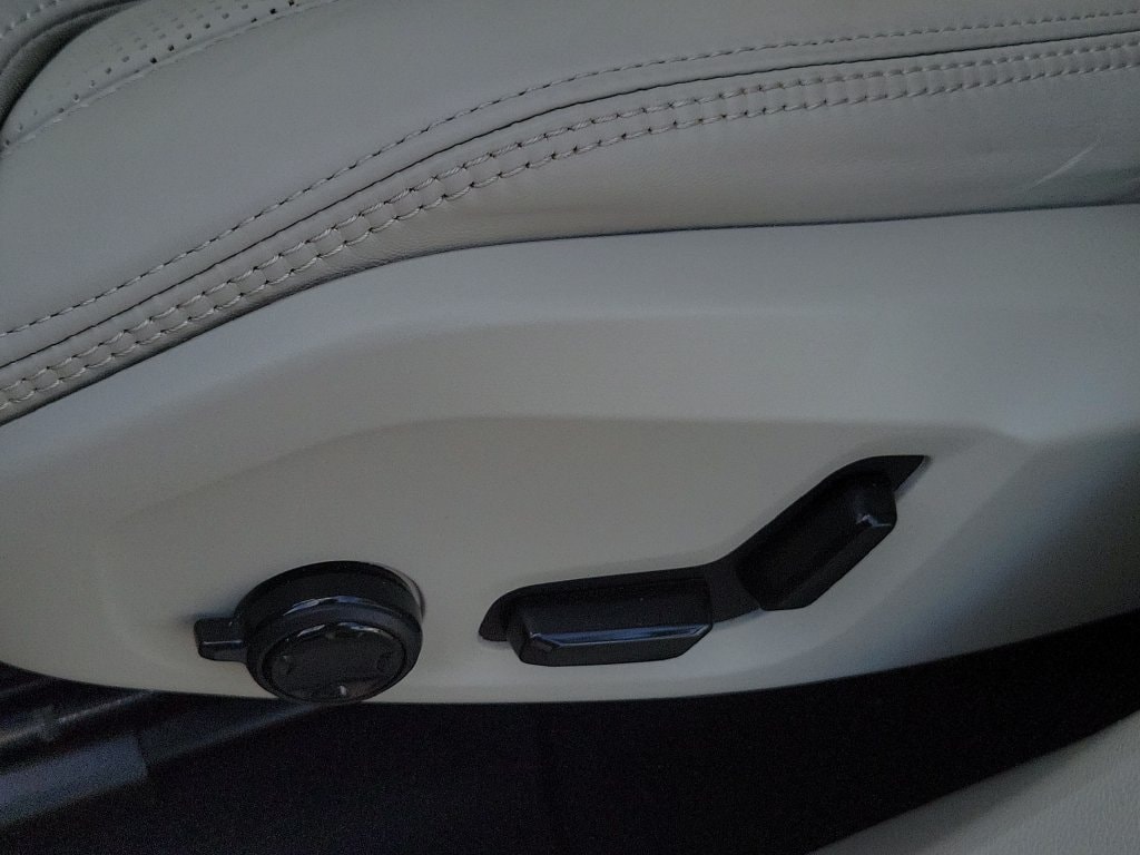 2025 Volvo XC60 Ultra - Photo 22