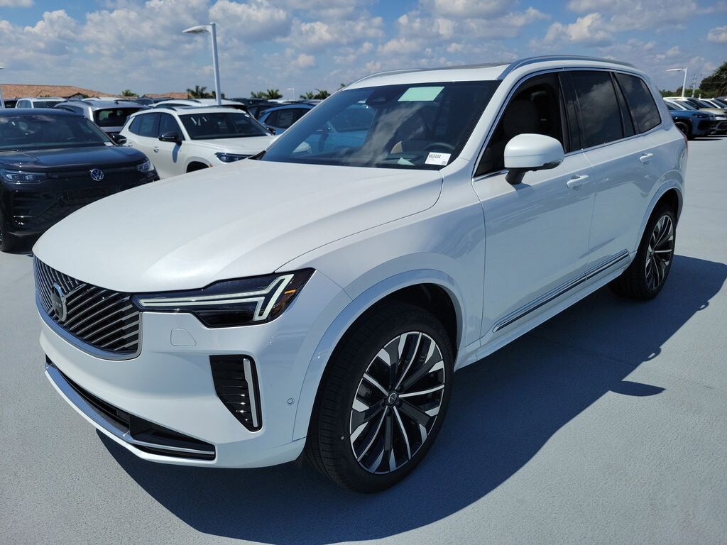 New 2026 Volvo XC90 B6 Ultra 7-Seater SUV