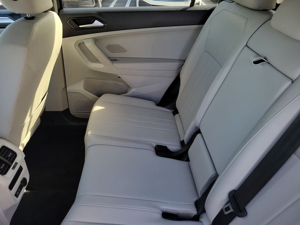 2023 Volkswagen Tiguan SE R-LINE BLACK - Photo 12