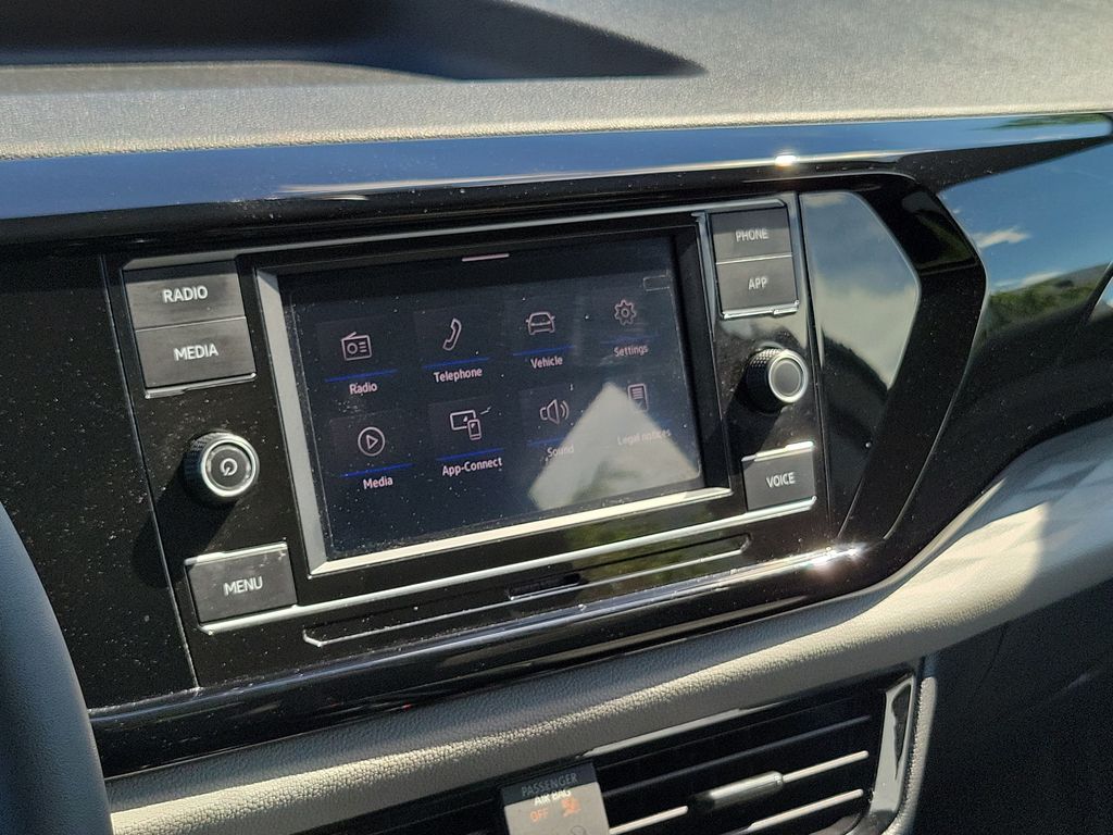 2024 Volkswagen Taos S - Photo 27
