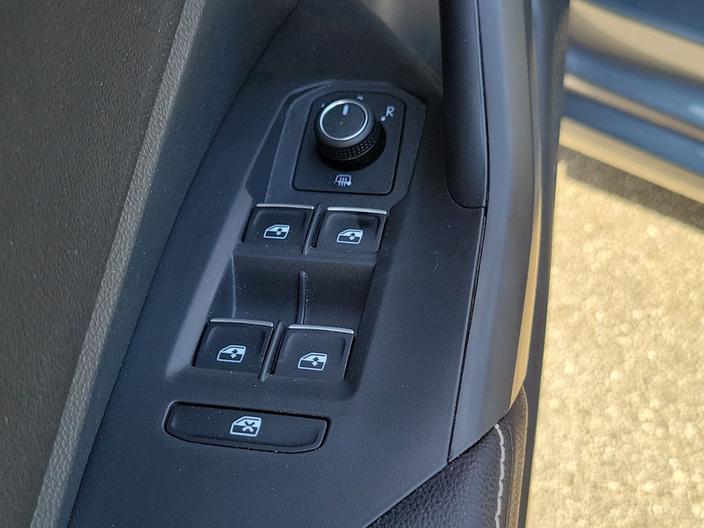 2023 Volkswagen Jetta S - Photo 17