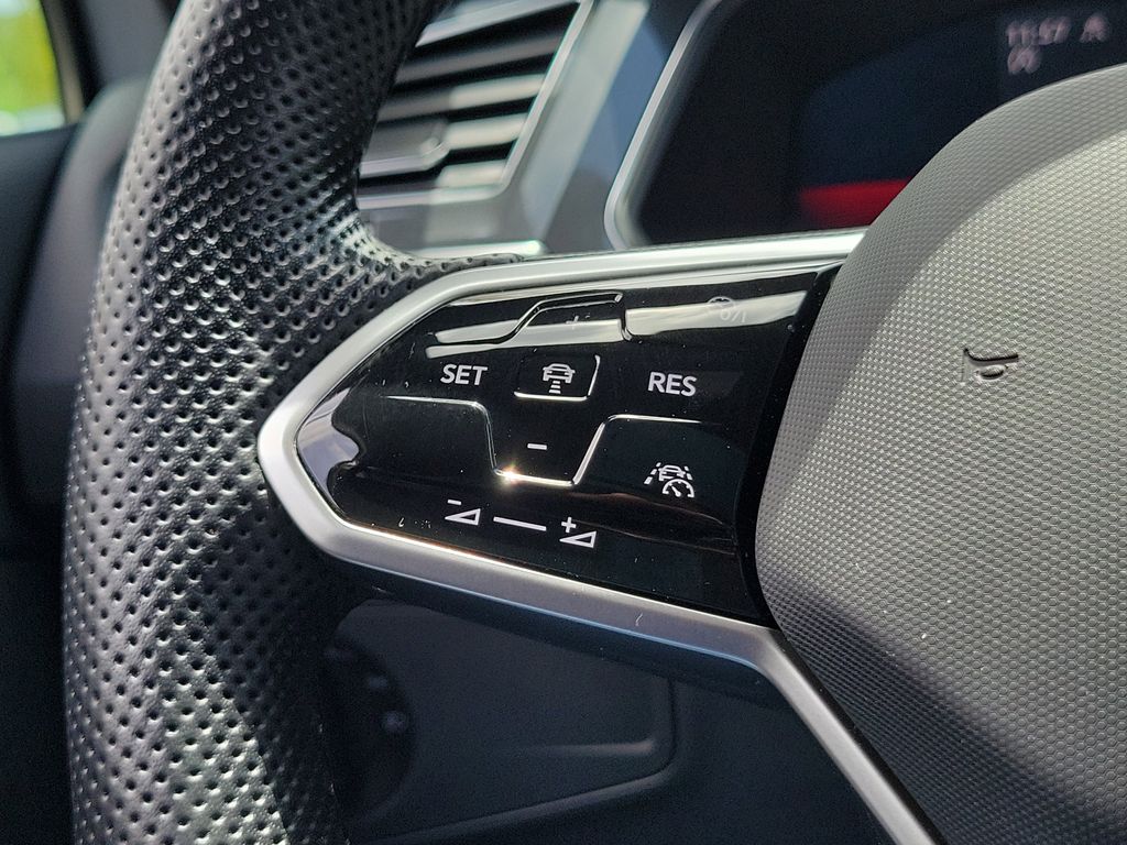 2023 Volkswagen Tiguan SE R-LINE BLACK - Photo 23
