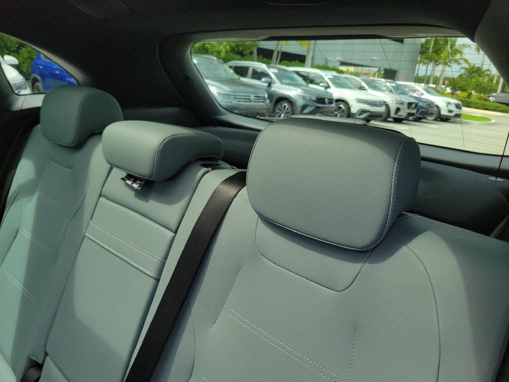 2025 Mercedes-Benz GLA GLA35 AMG - Photo 11