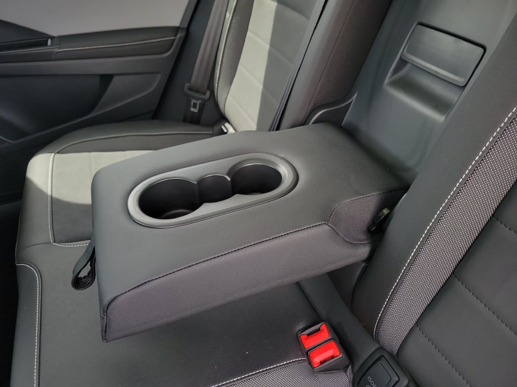 2024 Volkswagen Taos SE - Photo 12