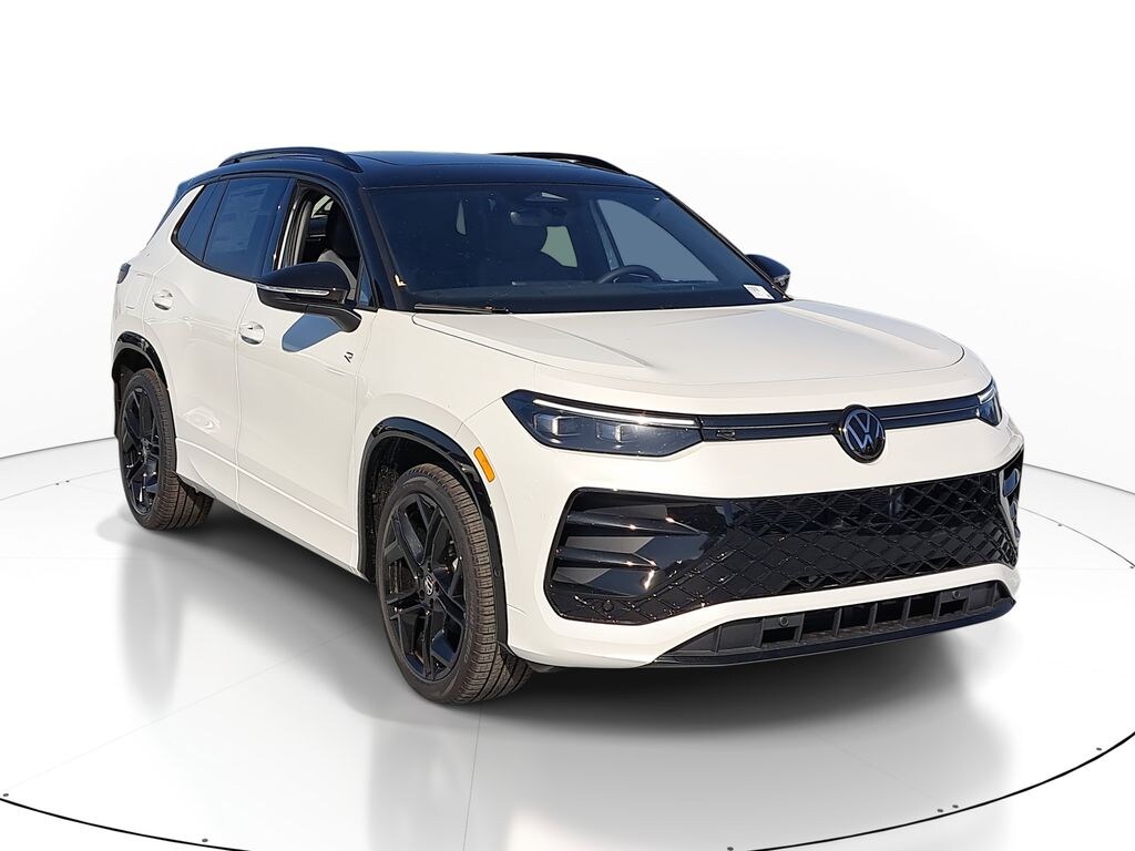 New 2026 Volkswagen Tiguan 2.0T SE R-Line Black SUV