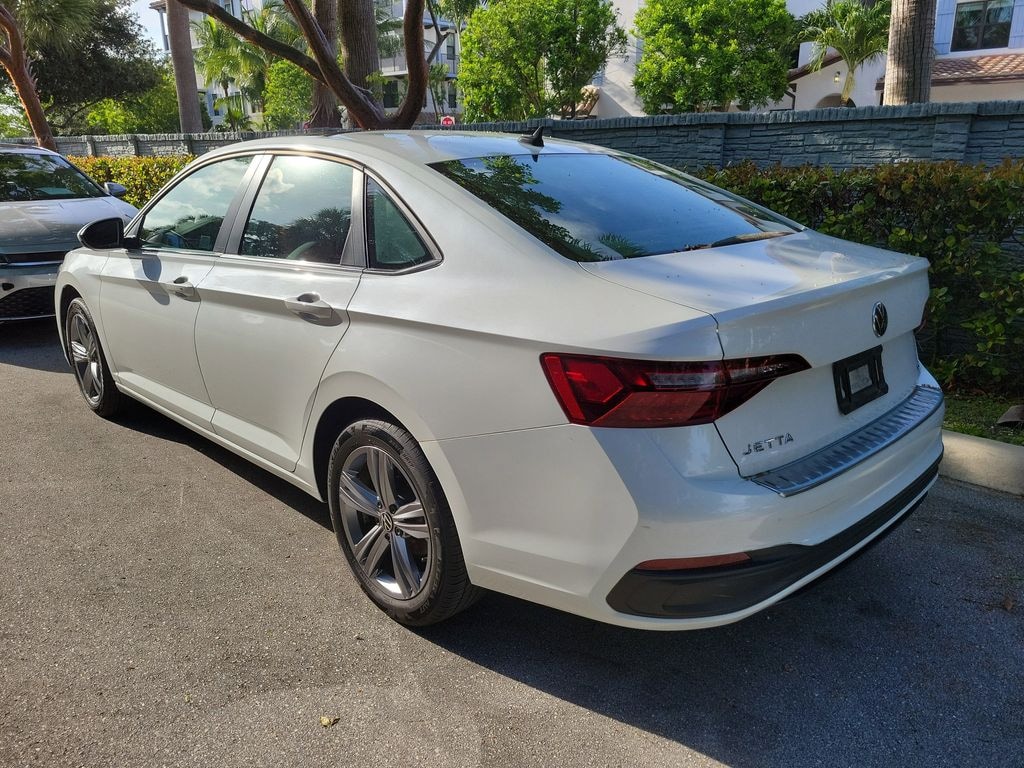 Certified 2023 Volkswagen Jetta 1.5T SE Sedan