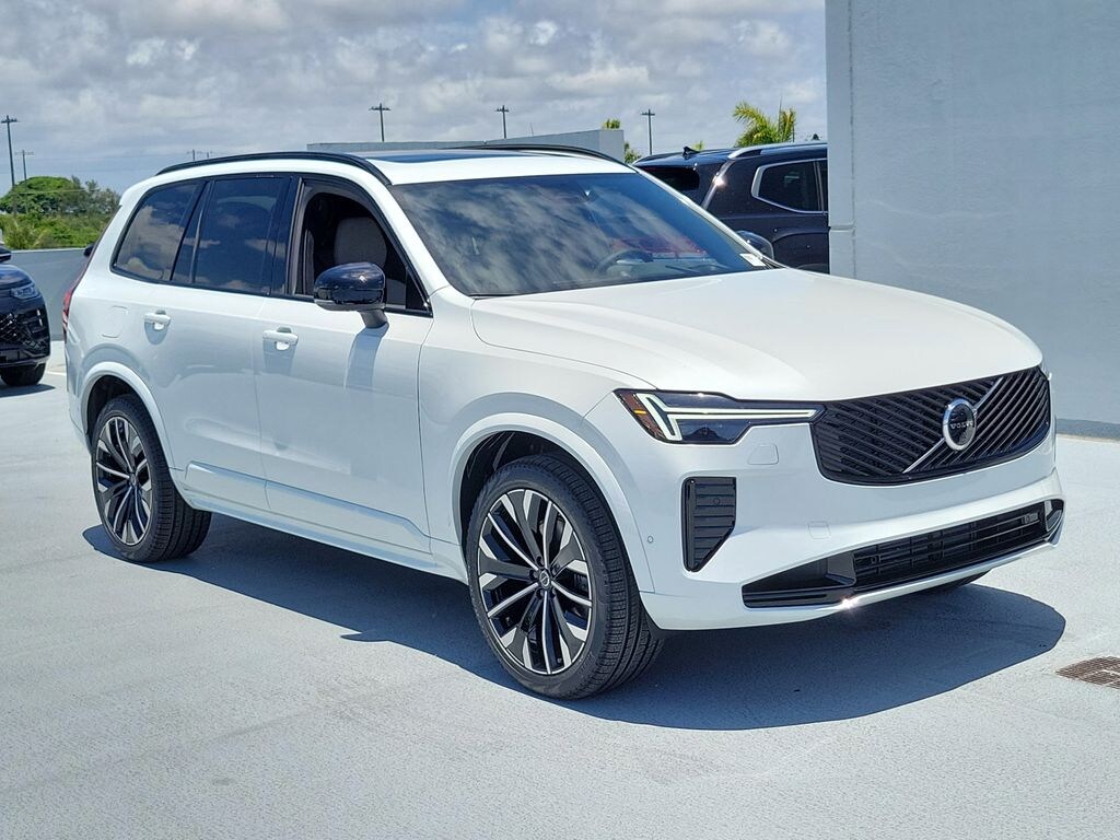 New 2026 Volvo XC90 plug-in hybrid T8 Ultra Dark Theme 7-Seater SUV