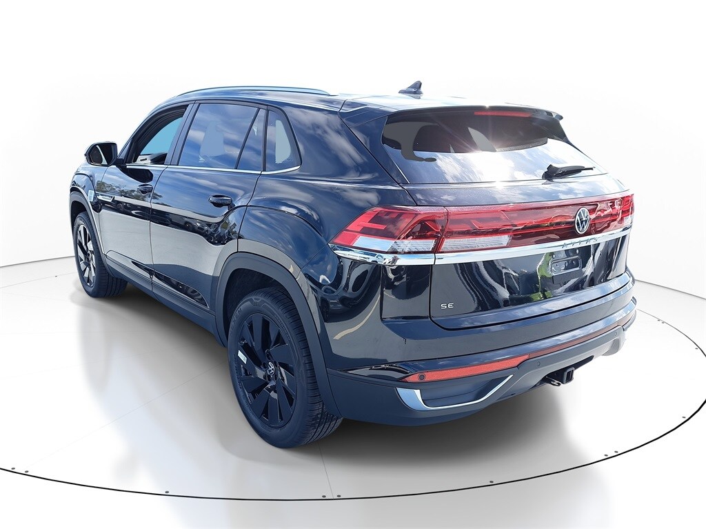 New 2026 Volkswagen Atlas Cross Sport 2.0T SE w/Technology SUV