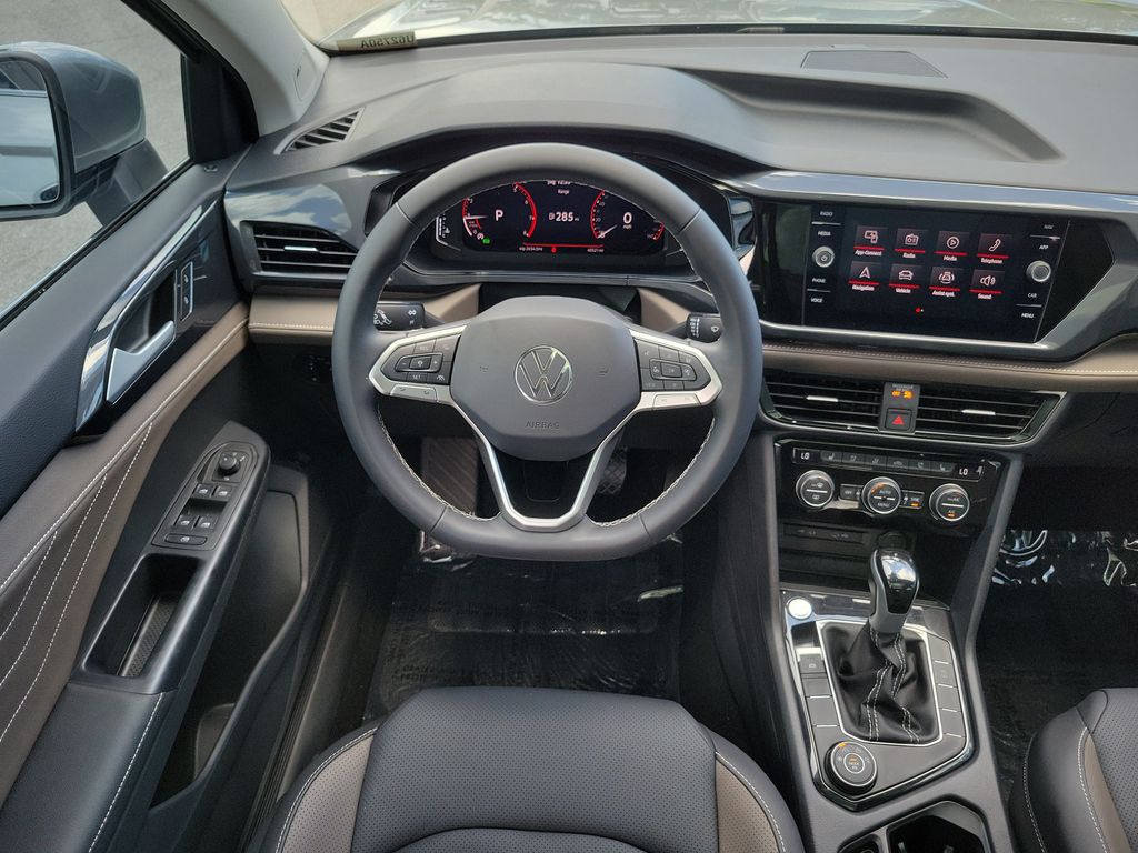 2024 Volkswagen Taos SEL - Photo 14