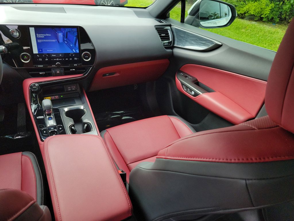 2024 Lexus NX 250 - Photo 15