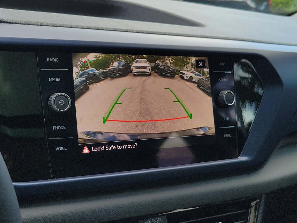 2023 Volkswagen Taos SE - Photo 27