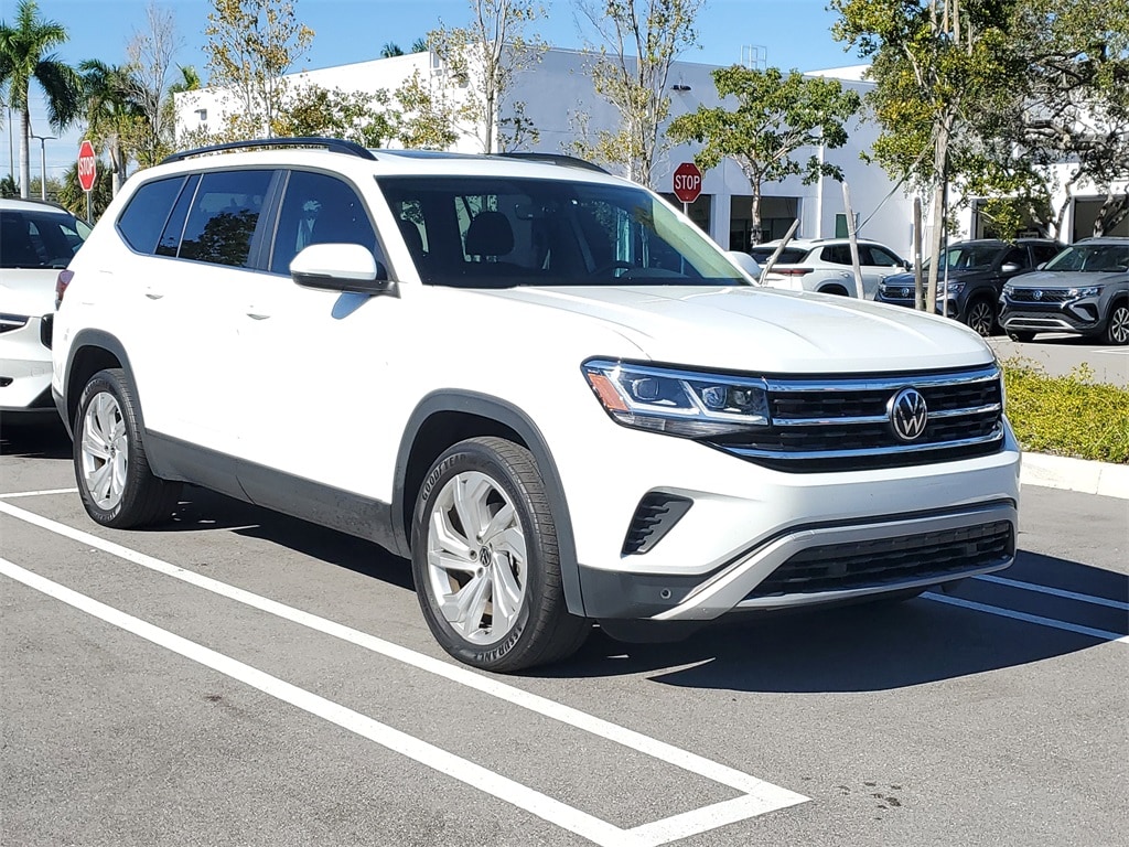 2023 Volkswagen Atlas SE w/Tech's photo