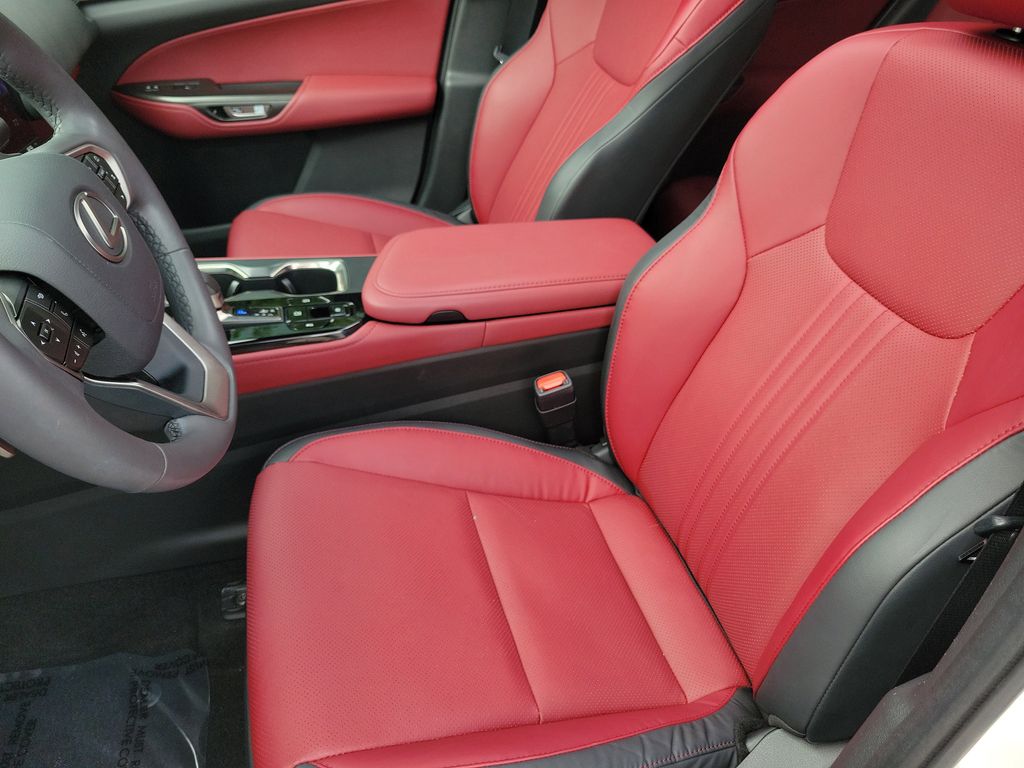 2024 Lexus NX 250 - Photo 20