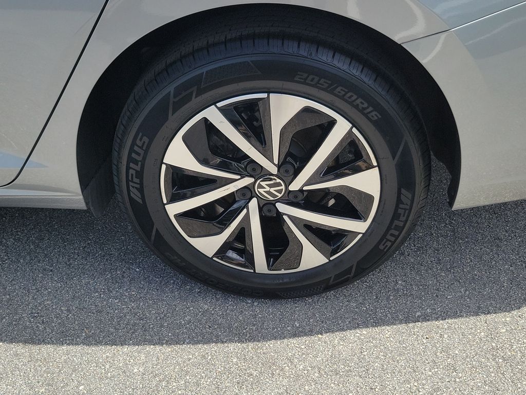 2024 Volkswagen Jetta S - Photo 7