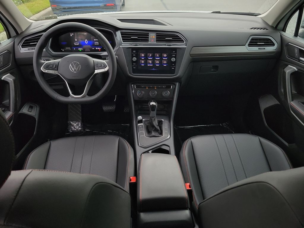 2024 Volkswagen Tiguan Wolfsburg Edition - Photo 16