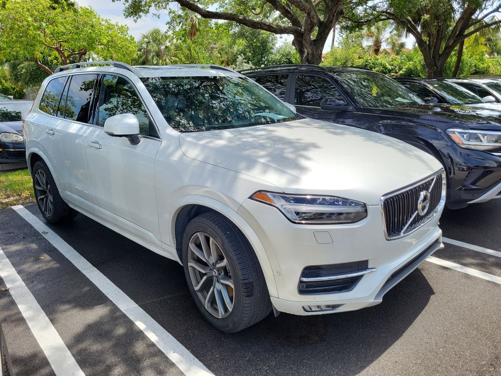 2019 Volvo XC90 T5 Momentum FWD's photo