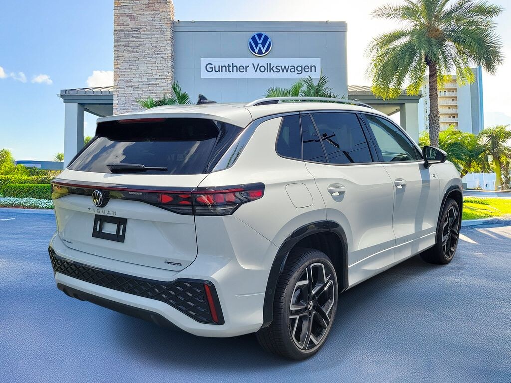 New 2026 Volkswagen Tiguan SEL R-Line Turbo SUV