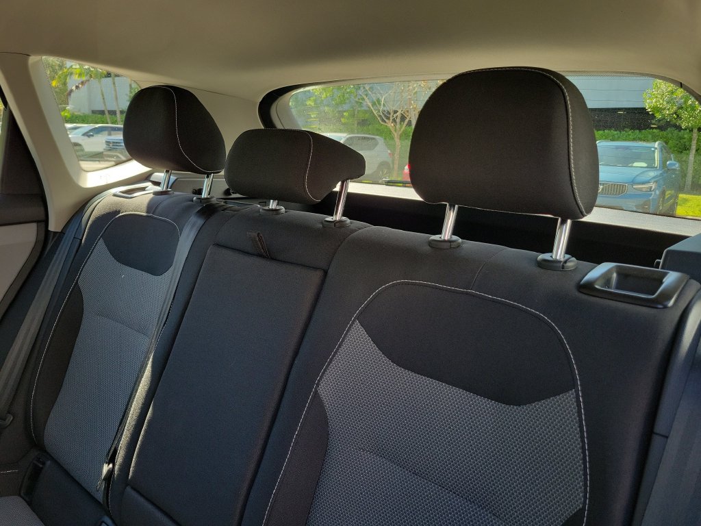 2023 Volkswagen Taos S - Photo 9