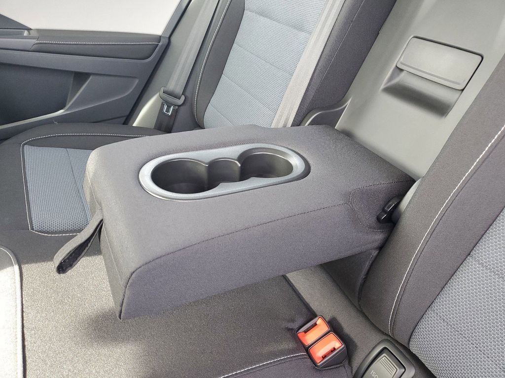 2025 Volkswagen Taos S - Photo 15