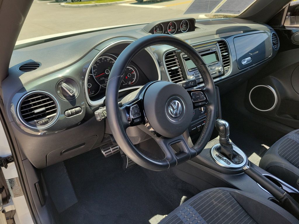 2014 Volkswagen Beetle R-Line - Photo 12