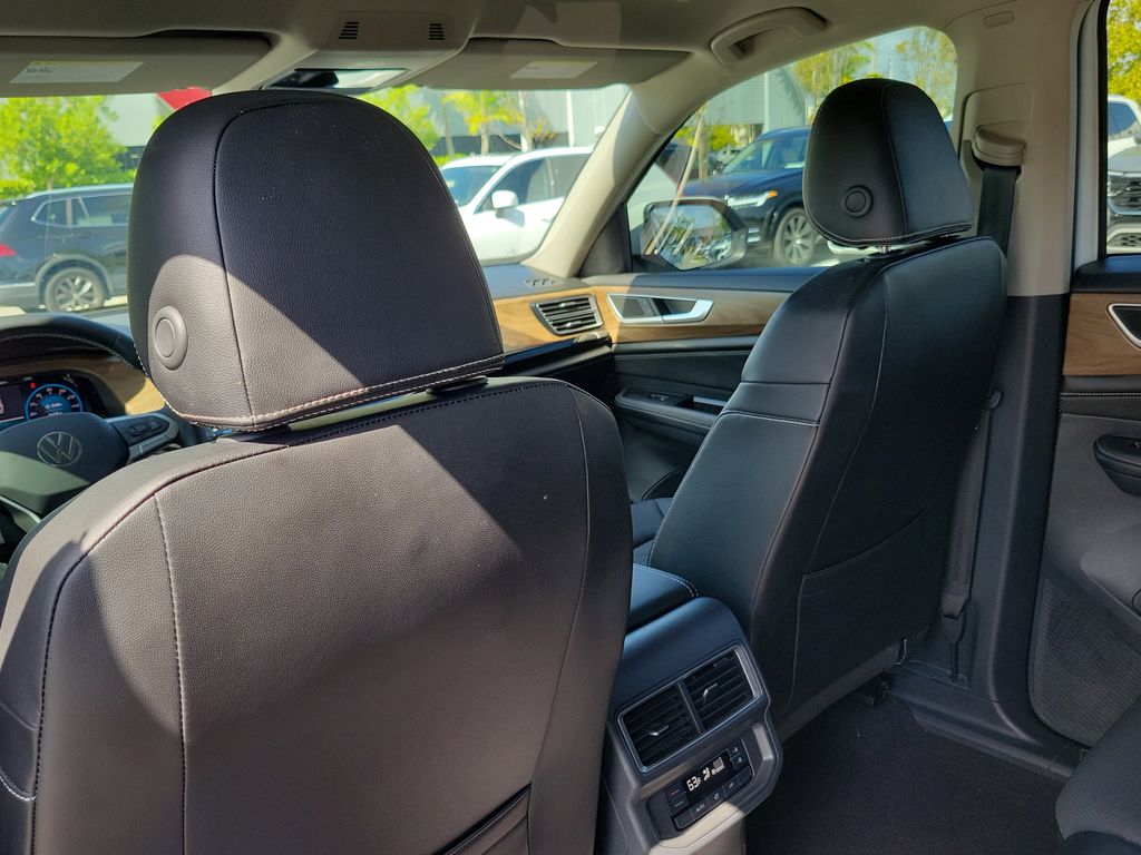 2024 Volkswagen Atlas SE - Photo 12