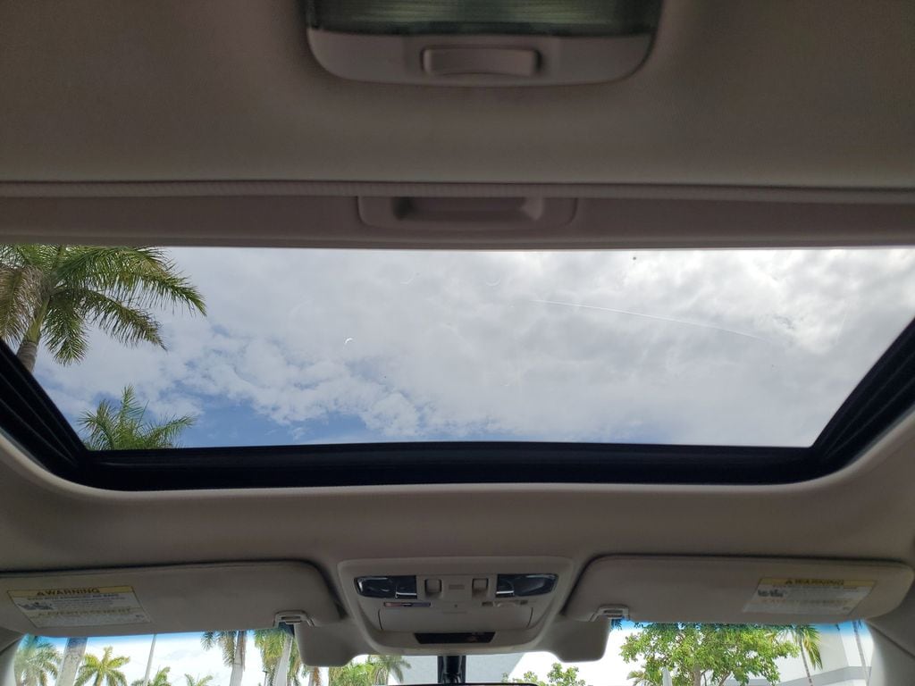 2018 Subaru Outback Touring - Photo 15